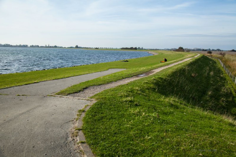 Gollendorf findest Du im der Südöstlichen Bucht von Fehmarn, kurz vor Orth. Am Kitespot findest 